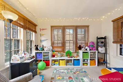 355 Lawndale Avenue, Aurora, IL 60506 - Photo 6