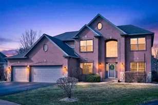 368 Kingsbury Dr, Dekalb, IL 60115 - Photo 1