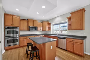368 Kingsbury Dr, Dekalb, IL 60115 - Photo 6
