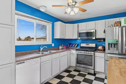 313 Thistle Drive, Bolingbrook, IL 60490 - Photo 6