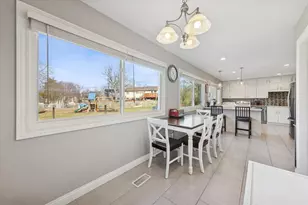 939 Brown Deer Dr, Westmont, IL 60559 - Photo 10