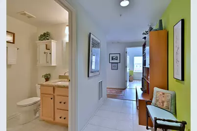 210 N Addison Avenue #301, Elmhurst, IL 60126 - Photo 22