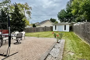 8941 Golden Oak Ct, Hickory Hills, IL 60457 - Photo 24