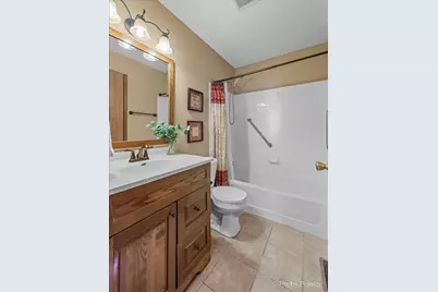 1502 Sawgrass Court, Elgin, IL 60123 - Photo 16