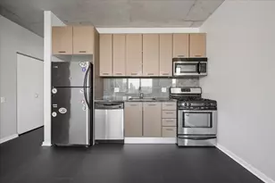 [Address not provided], Chicago, IL 60661 - Photo 8