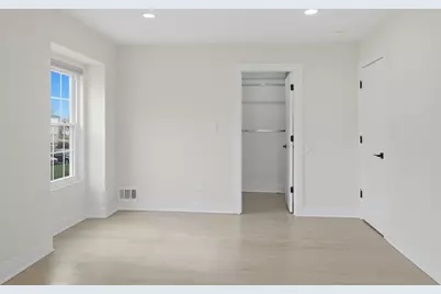 2198 N Oakbrook Circle #2198, Palatine, IL 60074 - Photo 14