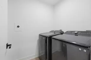 2198 N Oakbrook Cir, Palatine, IL 60074 - Photo 20