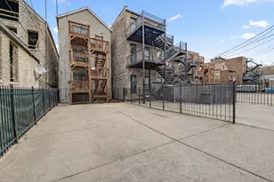 1436 N Bosworth Ave, Chicago, IL 60642 - Photo 22