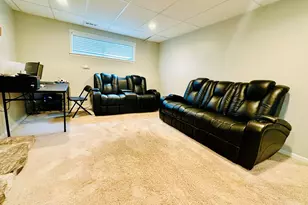 124 Oriole Rd, Matteson, IL 60443 - Photo 2