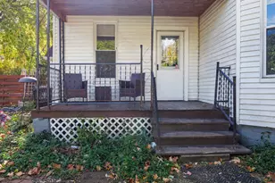 802 S Madison St, Bloomington, IL 61701 - Photo 6