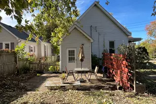 802 S Madison St, Bloomington, IL 61701 - Photo 4