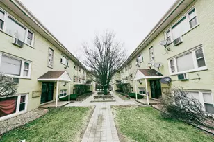 6630 W 95th St, Oak Lawn, IL 60453 - Photo 1