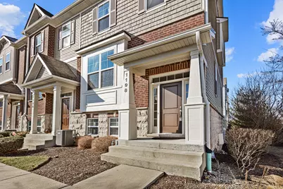 1198 Evergreen Avenue, Des Plaines, IL 60016 - Photo 2