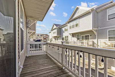 1198 Evergreen Avenue, Des Plaines, IL 60016 - Photo 14