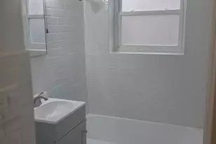 2055 E 72nd St, Chicago, IL 60649 - Photo 8