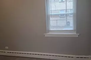 2055 E 72nd St, Chicago, IL 60649 - Photo 10