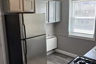 2055 E 72nd St, Chicago, IL 60649 - Photo 6