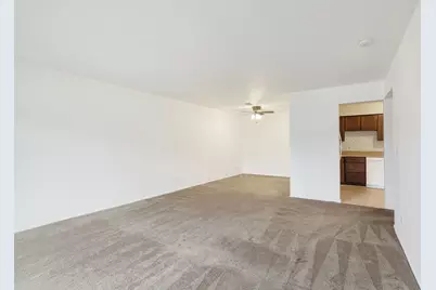 2650 Brookwood Way Drive #203, Rolling Meadows, IL 60008 - Photo 6