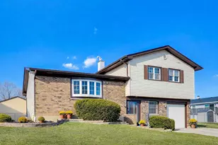 1576 Von Braun Trail, Elk Grove Village, IL 60007 - Photo 1