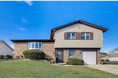 1576 Von Braun Trail, Elk Grove Village, IL 60007 - Photo 2