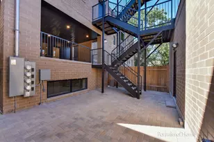 2135 N Lakewood Ave, Chicago, IL 60614 - Photo 32