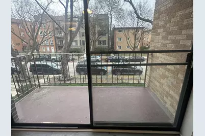 1629 W Greenleaf Avenue #202, Chicago, IL 60626 - Photo 4