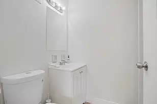 16 E Old Willow Rd, Prospect Heights, IL 60070 - Photo 10