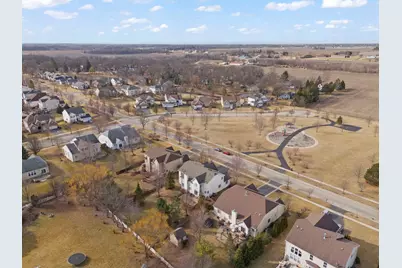 621 Western Drive, North Aurora, IL 60542 - Photo 40