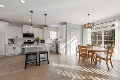 621 Western Drive, North Aurora, IL 60542 - Photo 4