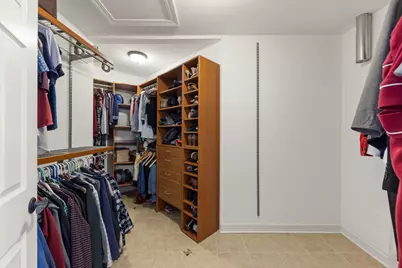 621 Western Drive, North Aurora, IL 60542 - Photo 18