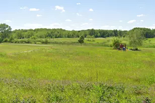 9417 St Andrews Dr, Marengo, IL 60152 - Photo 2