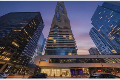 225 N Columbus Drive #7201, Chicago, IL 60601 - Photo 2