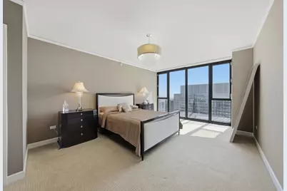 225 N Columbus Drive #7201, Chicago, IL 60601 - Photo 18