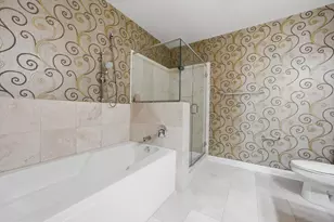 225 N Columbus Dr, Chicago, IL 60601 - Photo 14