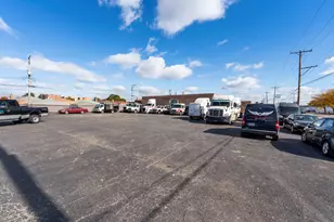 5944 W 65th St, Chicago, IL 60638 - Photo 2