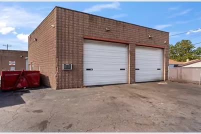 5944 W 65th Street, Chicago, IL 60638 - Photo 4