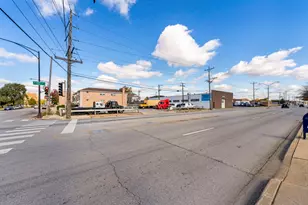 5944 W 65th St, Chicago, IL 60638 - Photo 8