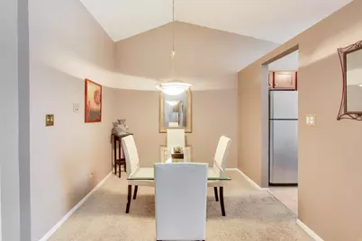 1604 W Partridge Court #8, Arlington Heights, IL 60004 - Photo 8