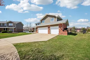 19328 Woodfield Ct, Tinley Park, IL 60487 - Photo 4