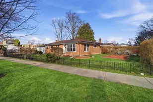 50 Glenview Rd, Glenview, IL 60025 - Photo 2