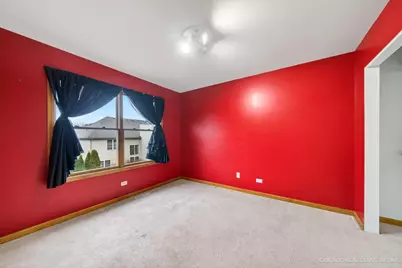 570 Larium Lane, Crystal Lake, IL 60012 - Photo 32