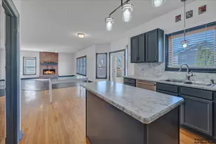 570 Larium Ln, Crystal Lake, IL 60012 - Photo 16