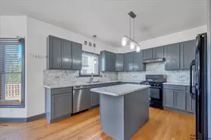 570 Larium Ln, Crystal Lake, IL 60012 - Photo 12