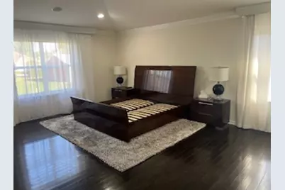 16W764 Hawthorne Court, Willowbrook, IL 60527 - Photo 20