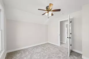 118 E William St, Monticello, IL 61856 - Photo 20