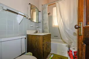 421 N Raynor Ave, Joliet, IL 60435 - Photo 10