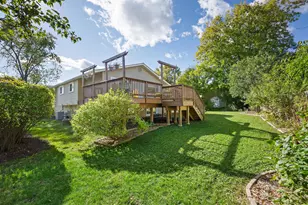 6921 Martin Dr, Woodridge, IL 60517 - Photo 24