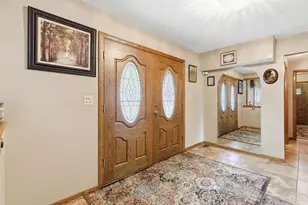 1735 Larson Ln, Roselle, IL 60172 - Photo 30