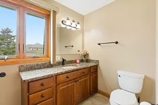 1735 Larson Ln, Roselle, IL 60172 - Photo 20