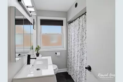 7329 W 55th Place, Summit, IL 60501 - Photo 12